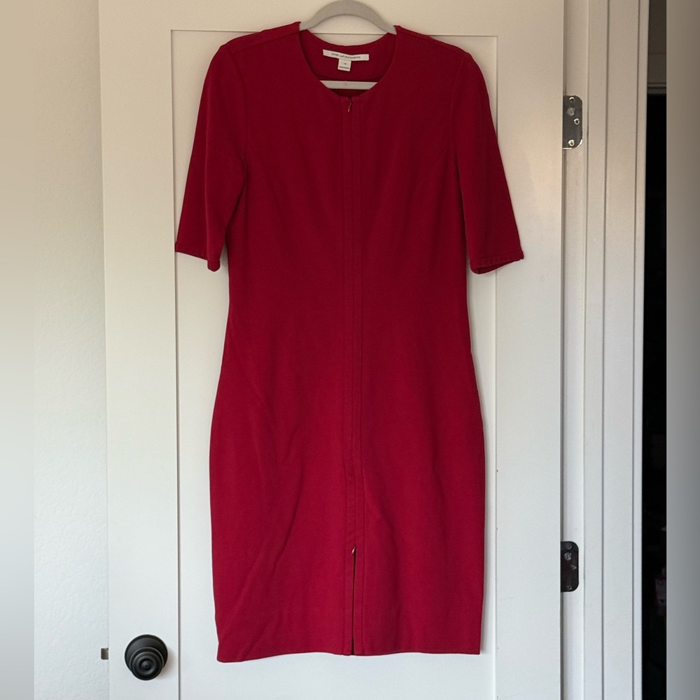 Diane Von Furstenberg Red Sheath Saturn Dress 3/4 Sleeve and dual Zipper Detail
